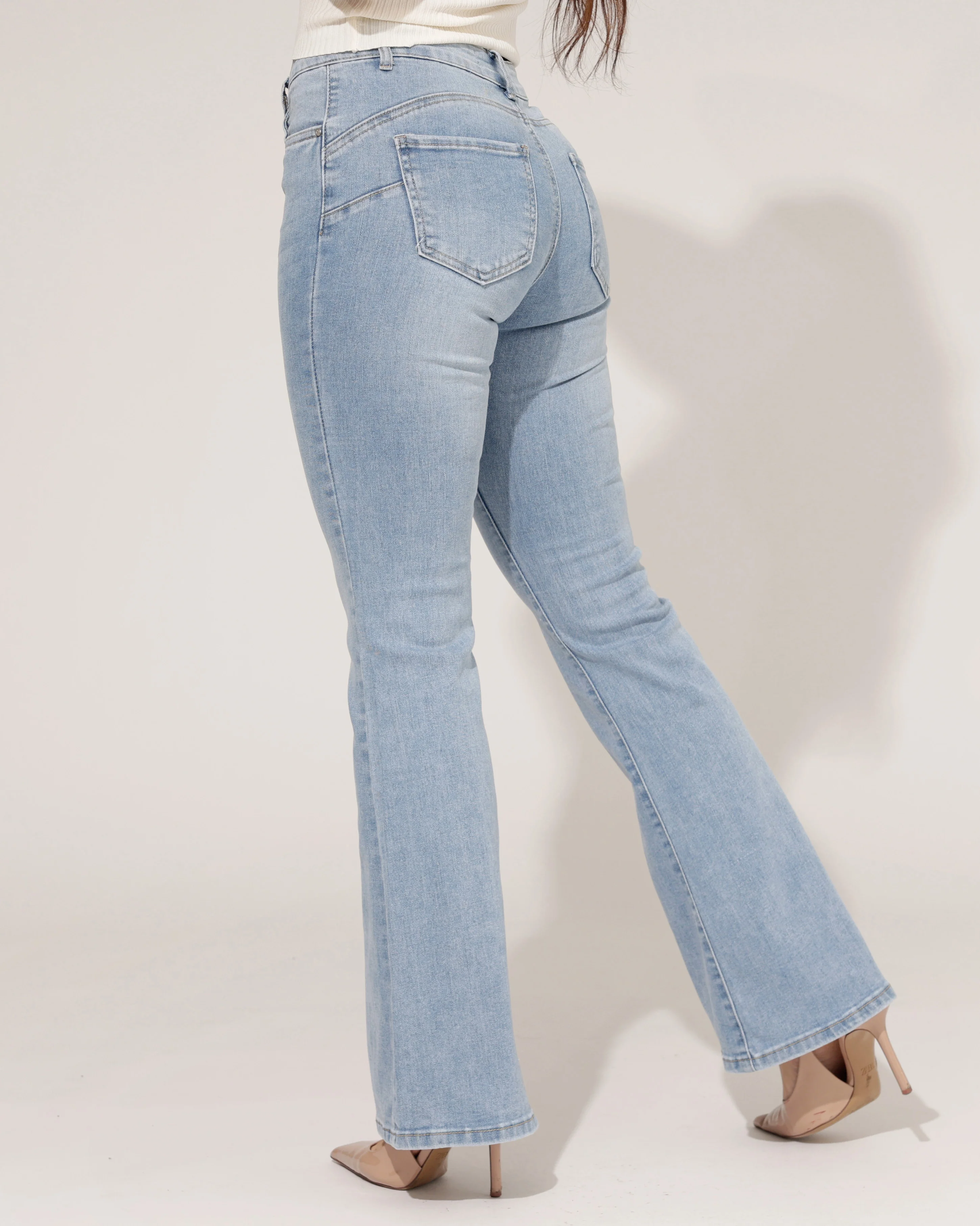 Goodies | Flared jeans Elena Lichtblauw - Image 3