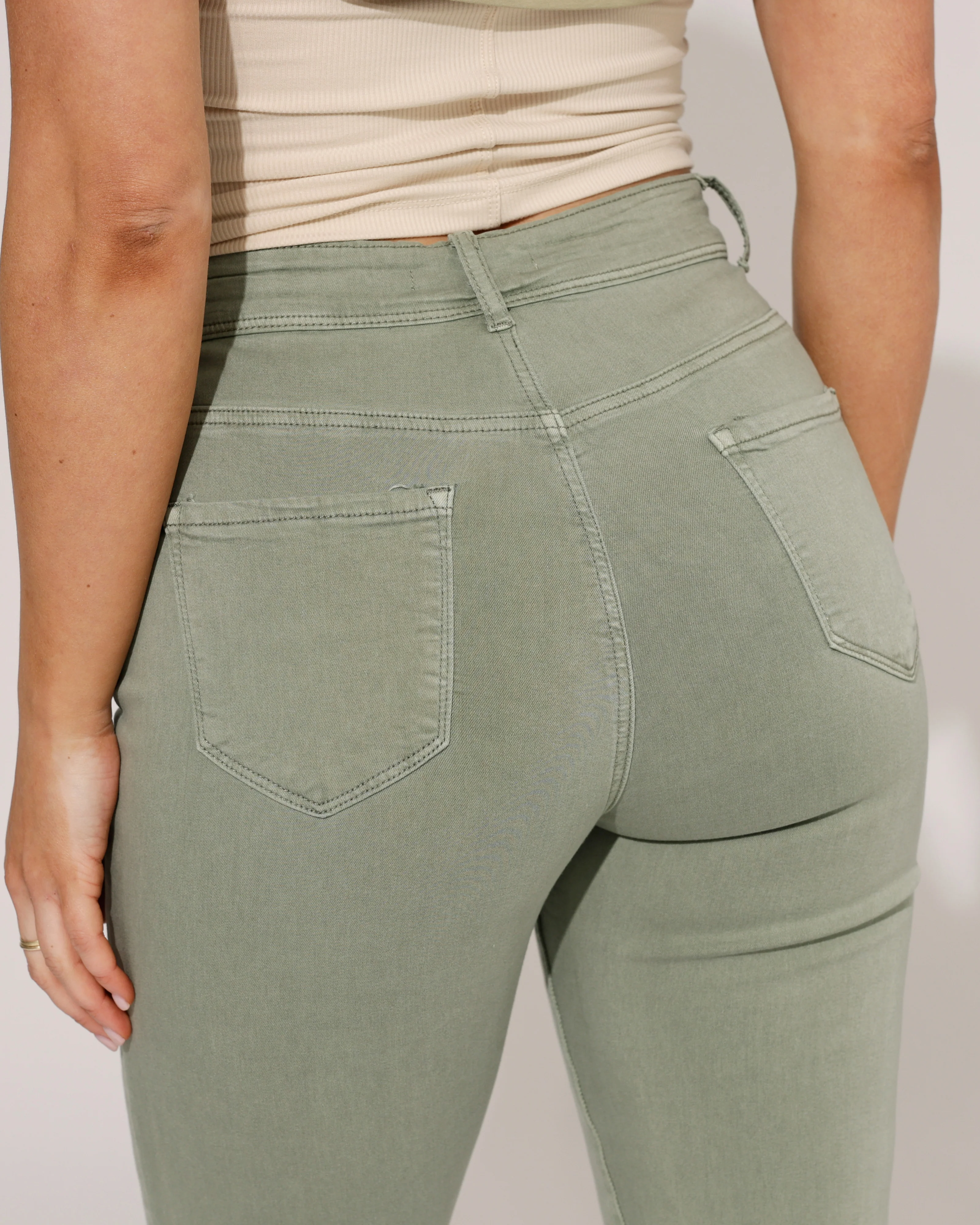 Goodies | Skinny jeans Lou-13 Groen - Image 4