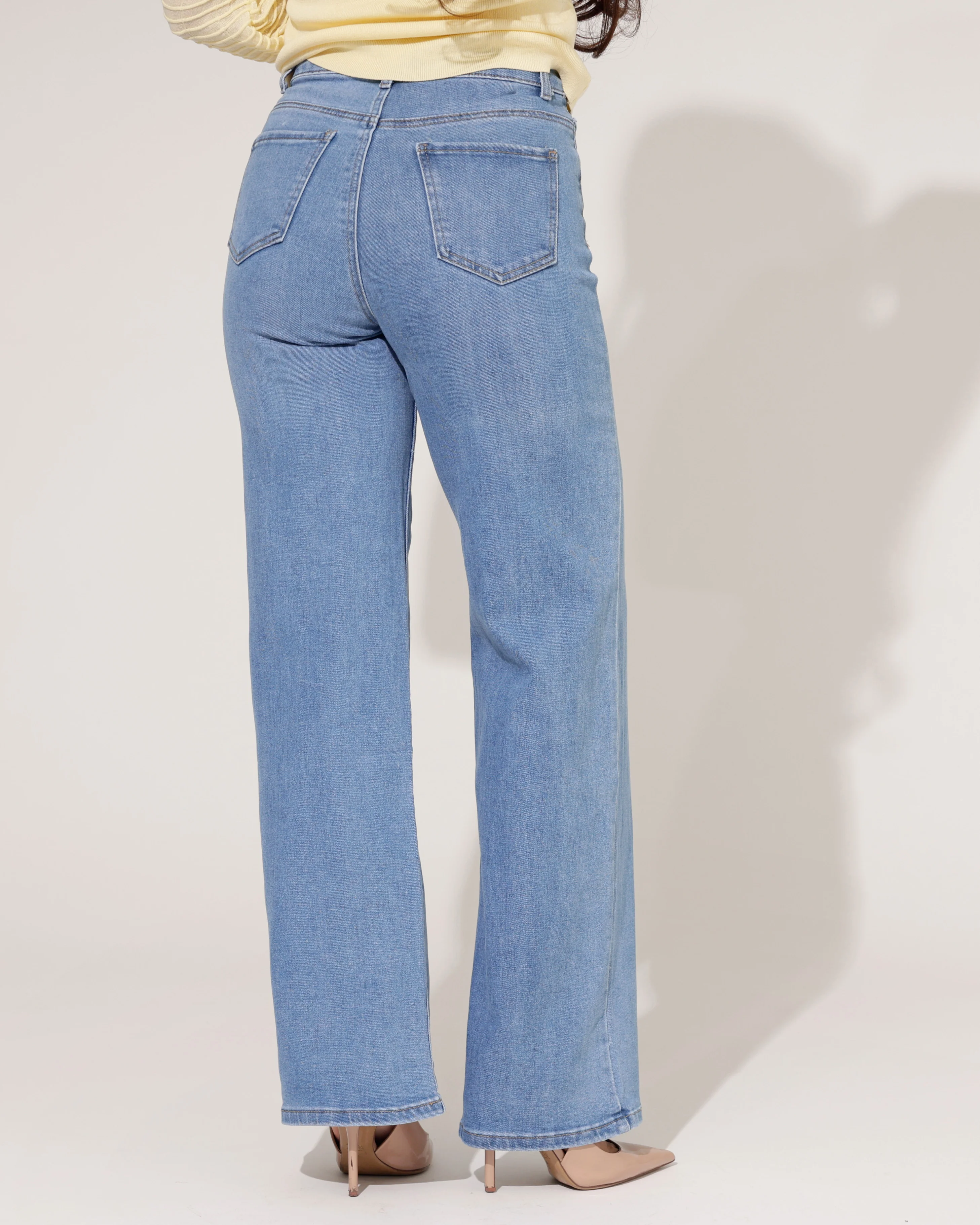 Goodies | Wide leg jeans Jenn Lichtblauw - Image 4