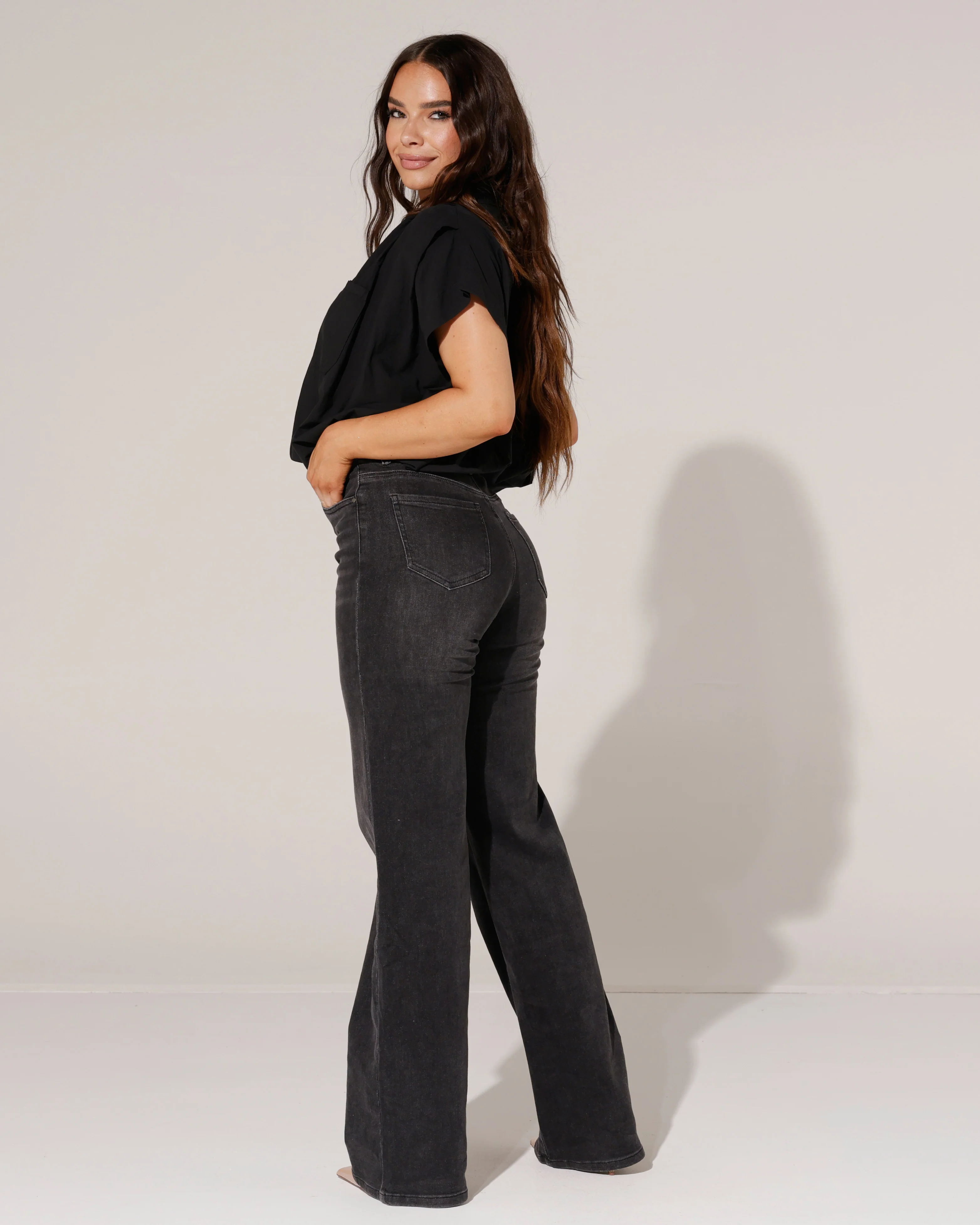 Goodies | Wide leg jeans TALL Iris Zwart - Image 4