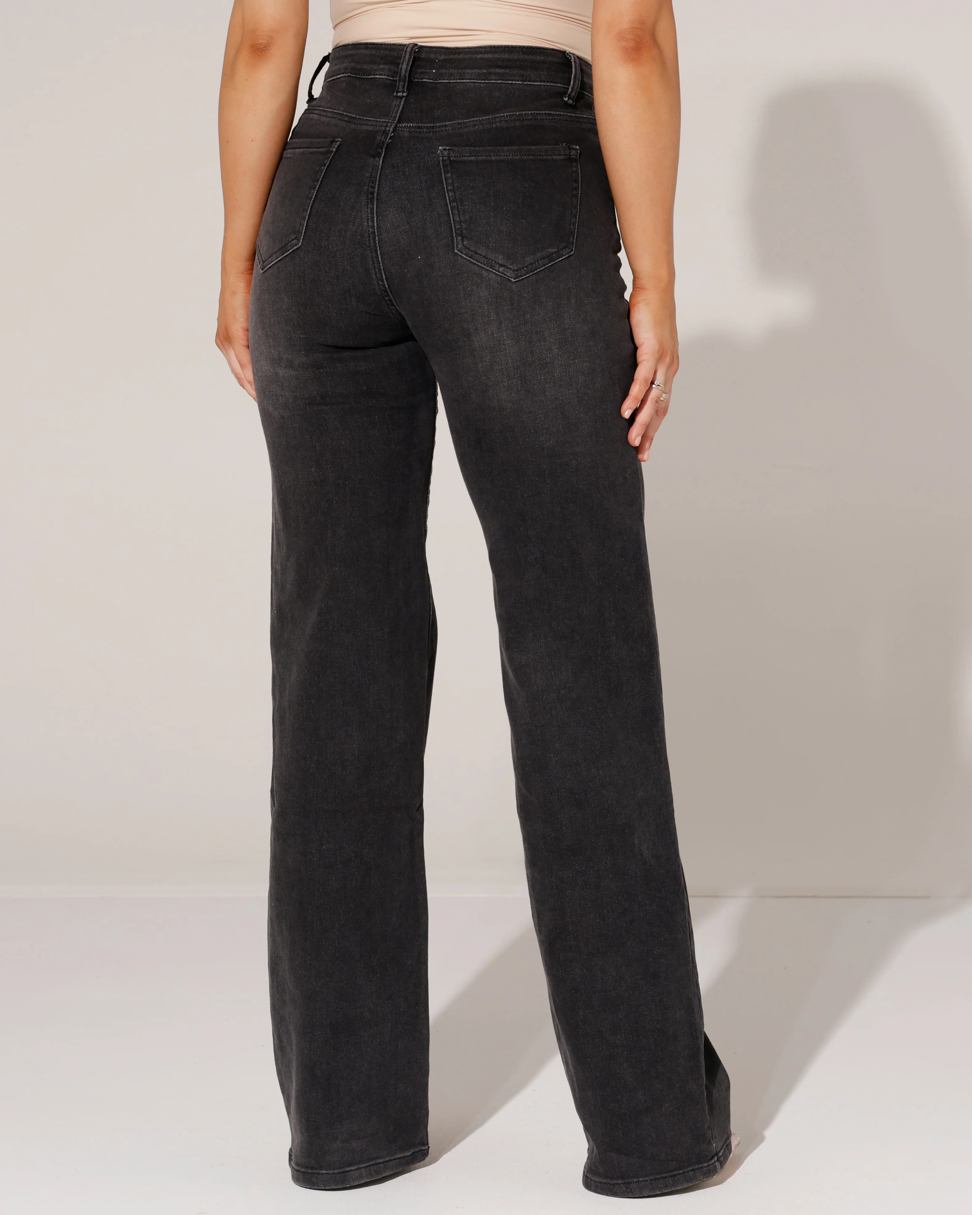 Goodies | Wide leg jeans TALL Iris Zwart - Image 5