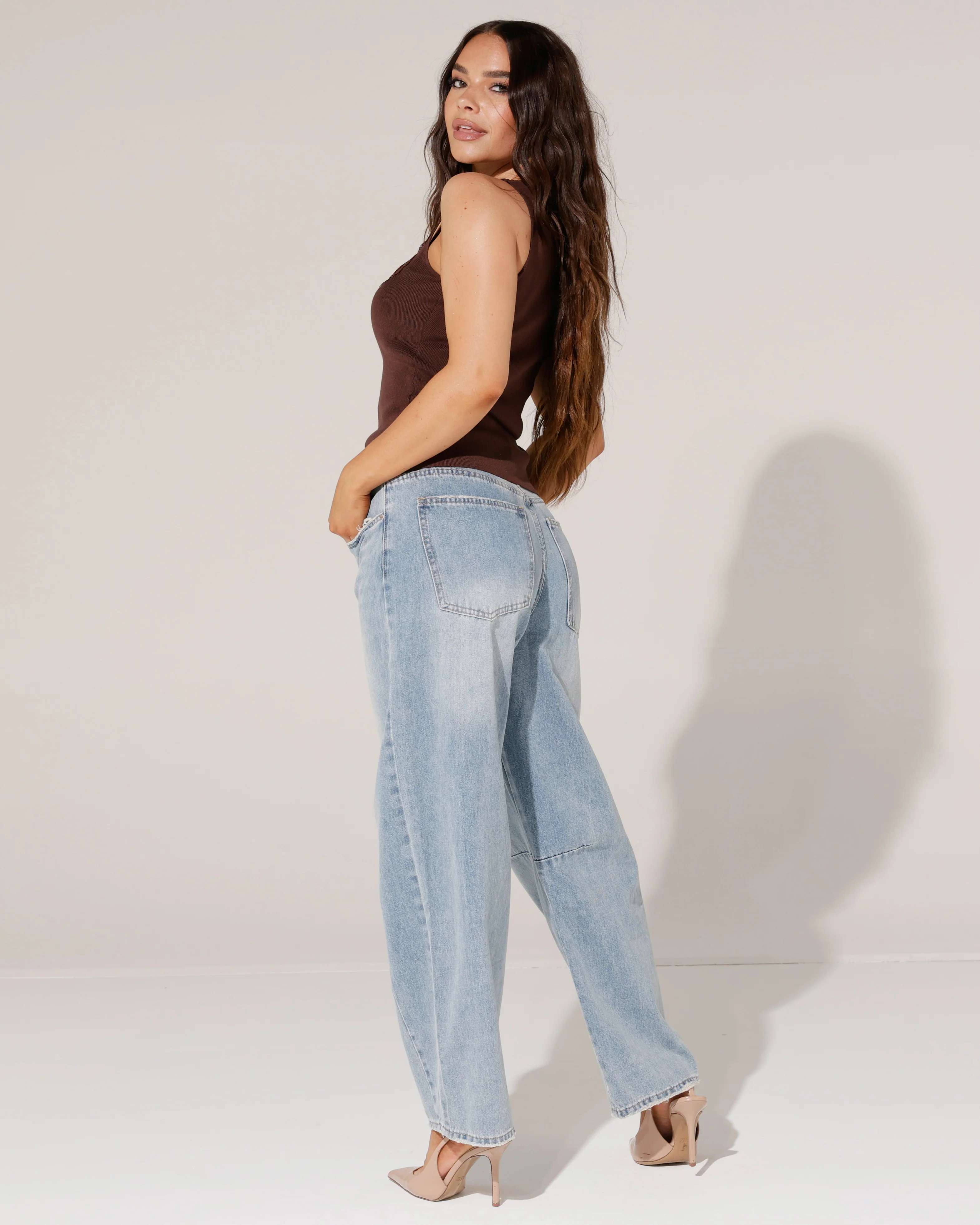 Laulia | Barrel jeans, ankle lenght Josine Blauw - Image 4