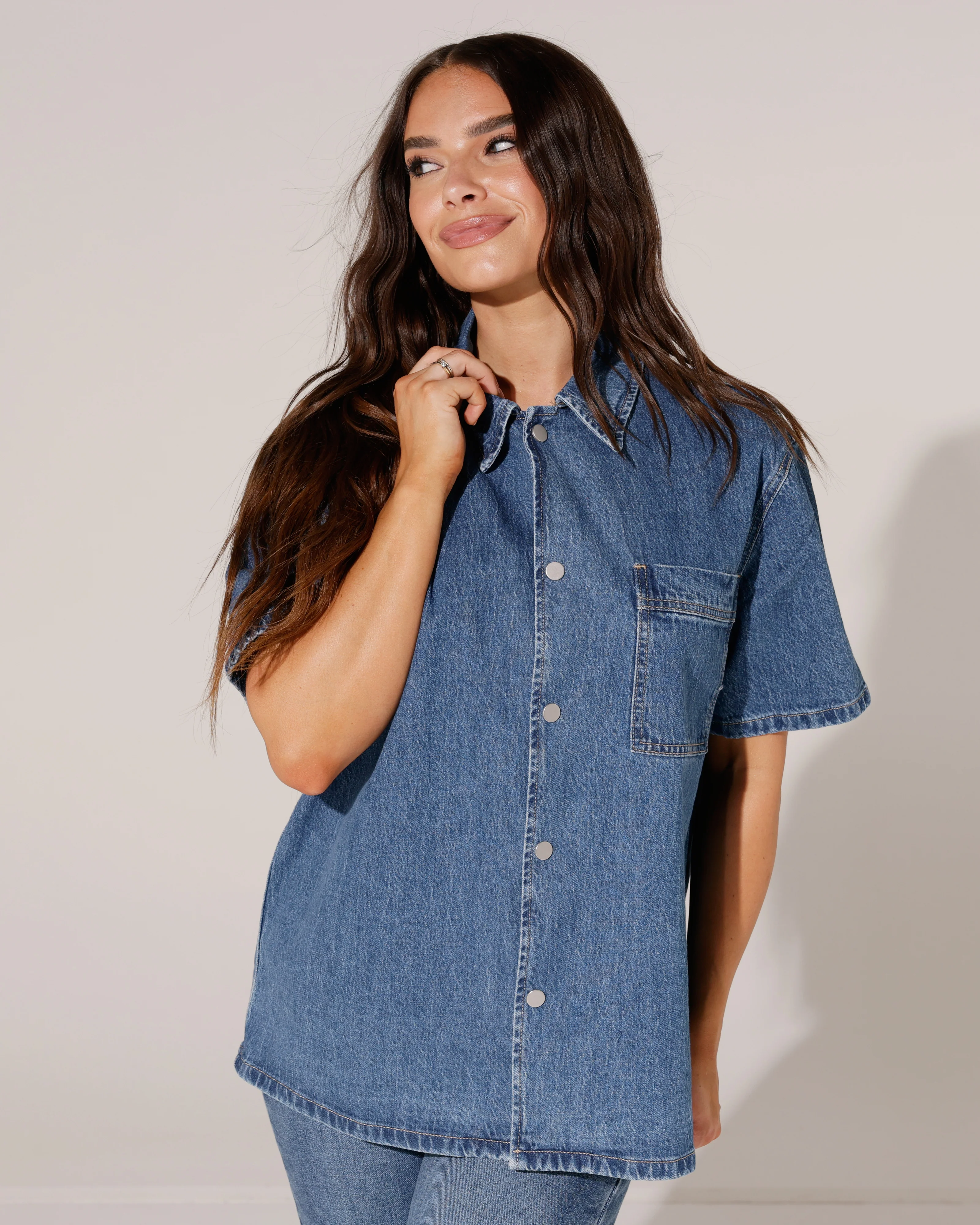 Laulia | Spijkerblouse Dewi Blauw - Image 2