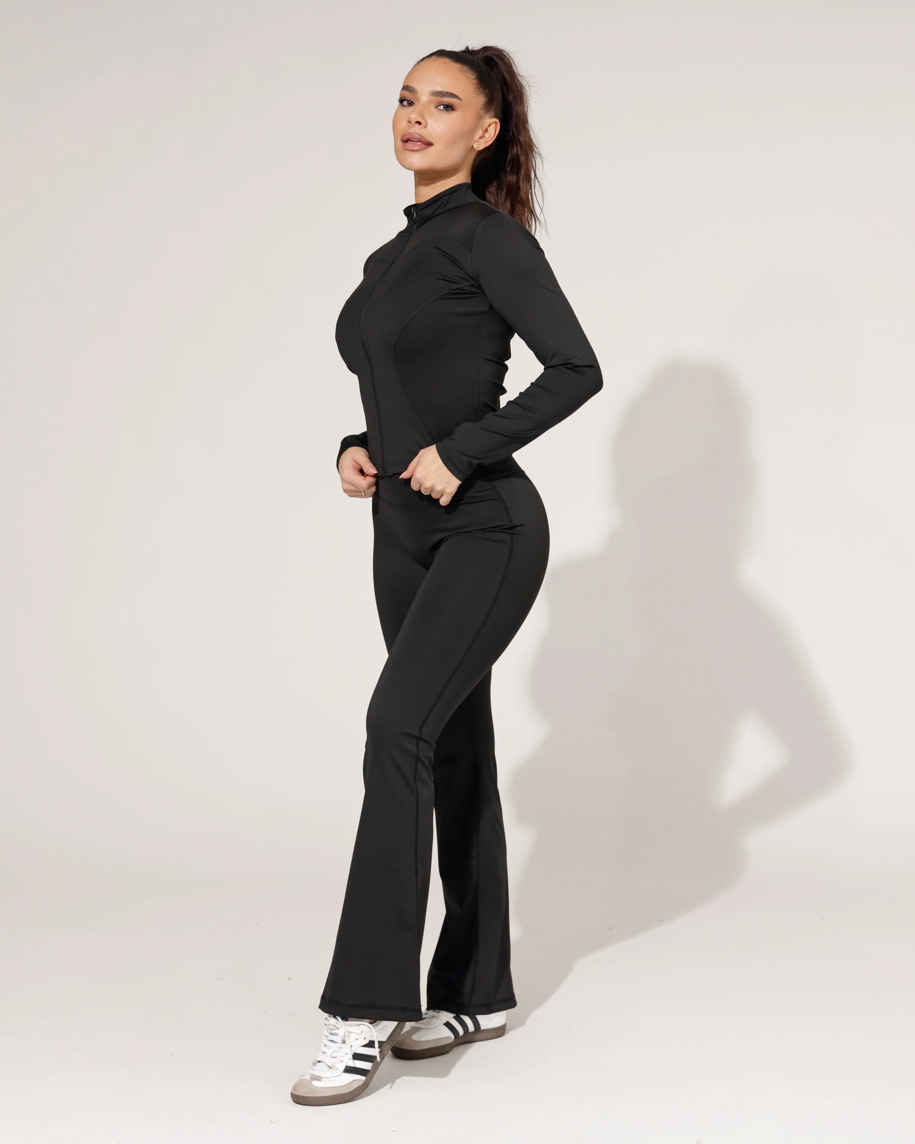 Sportsetje Sterre Zwart - Image 3
