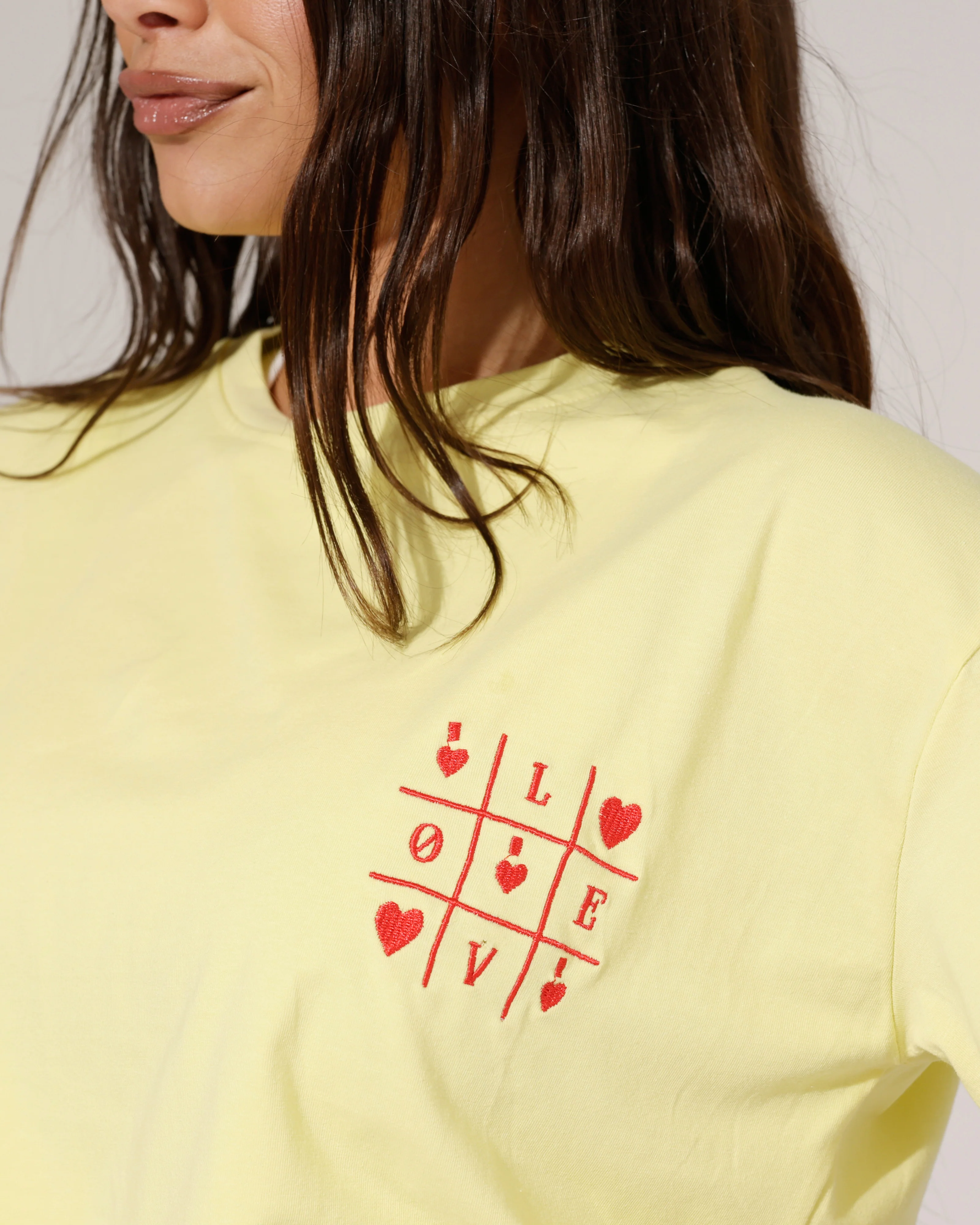 T-shirt Love hearts Geel - Image 3