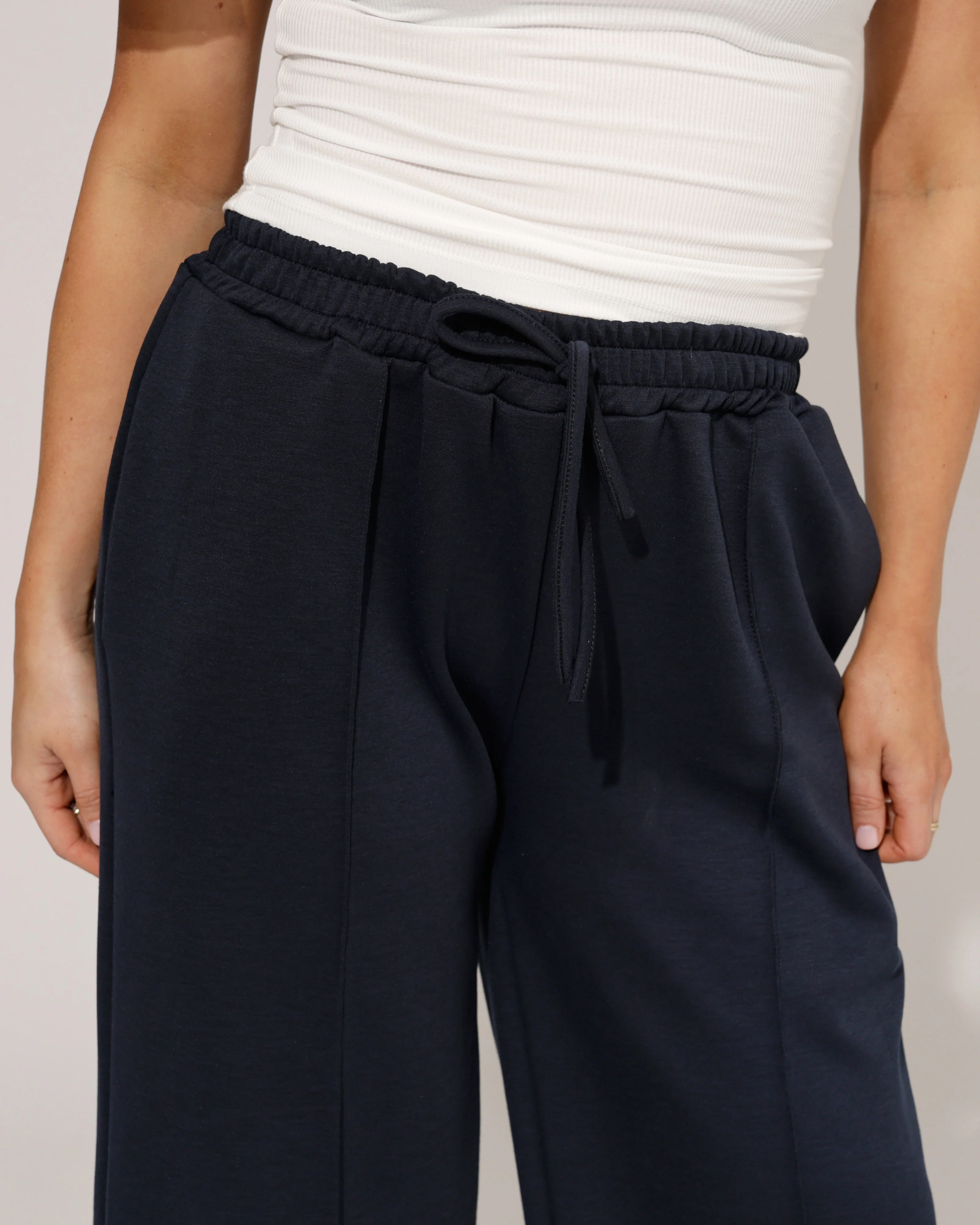 Wijde broek Mira Donkerblauw - Image 3
